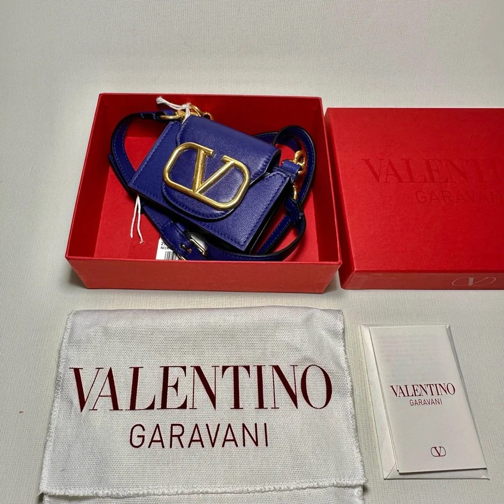 VALENTINO GARAVANI Men's V-logo Leather Card Case in Blue Royal